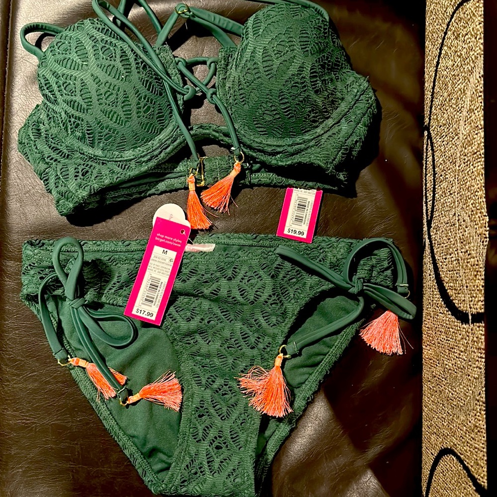 Swimming suit